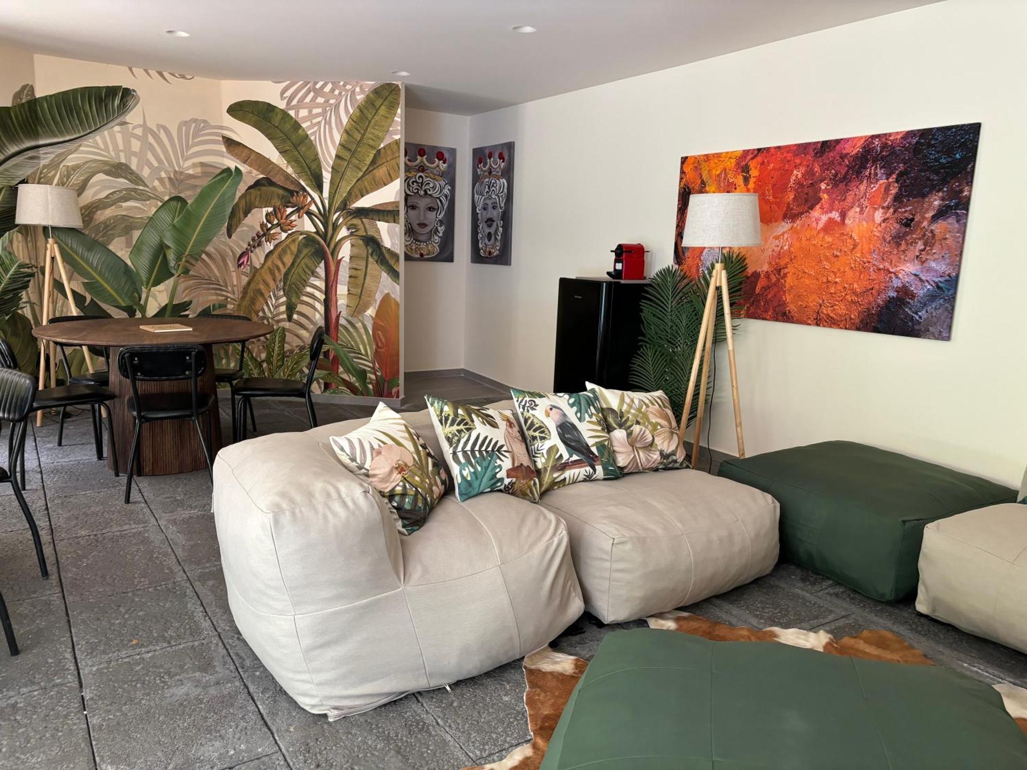 Luxury Relaxing Home With Heated Pool Near Catania, Taormina, The Sea And Mount Etna 加里 外观 照片